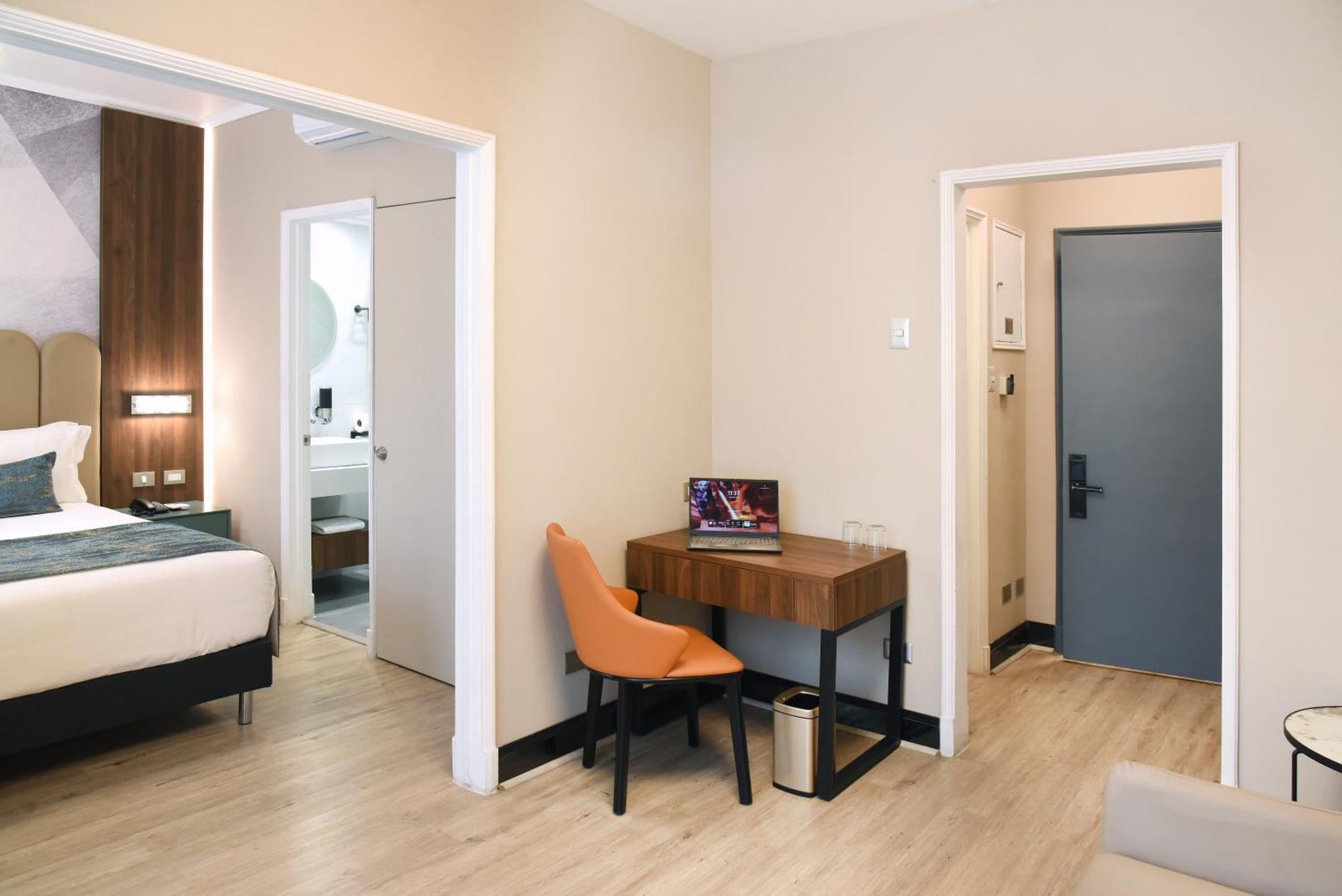 סנטיאגו Hotel Hw Express מראה חיצוני תמונה